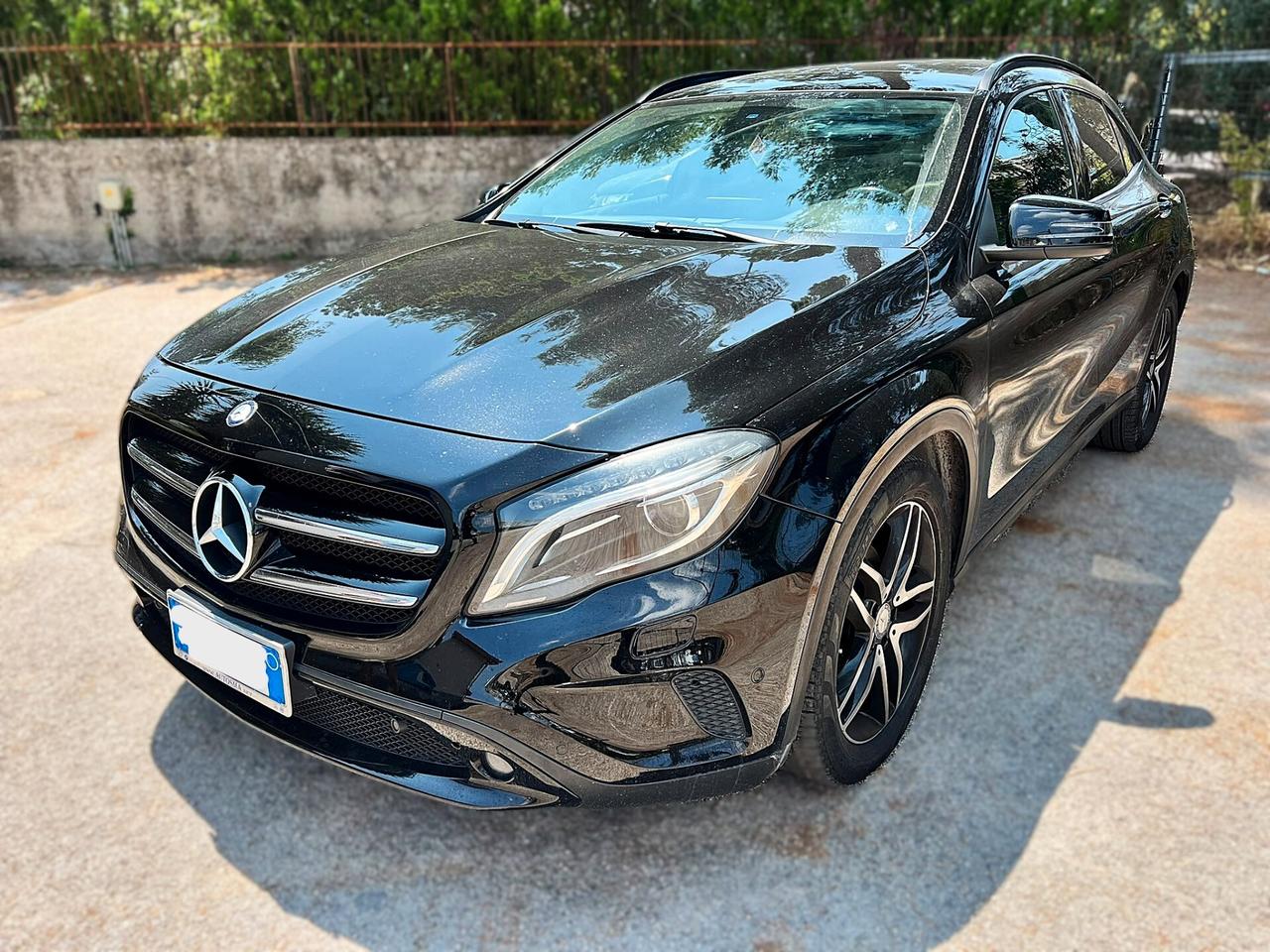 MERCEDES-BENZ GLA 180 d Automatic Premium - 2016