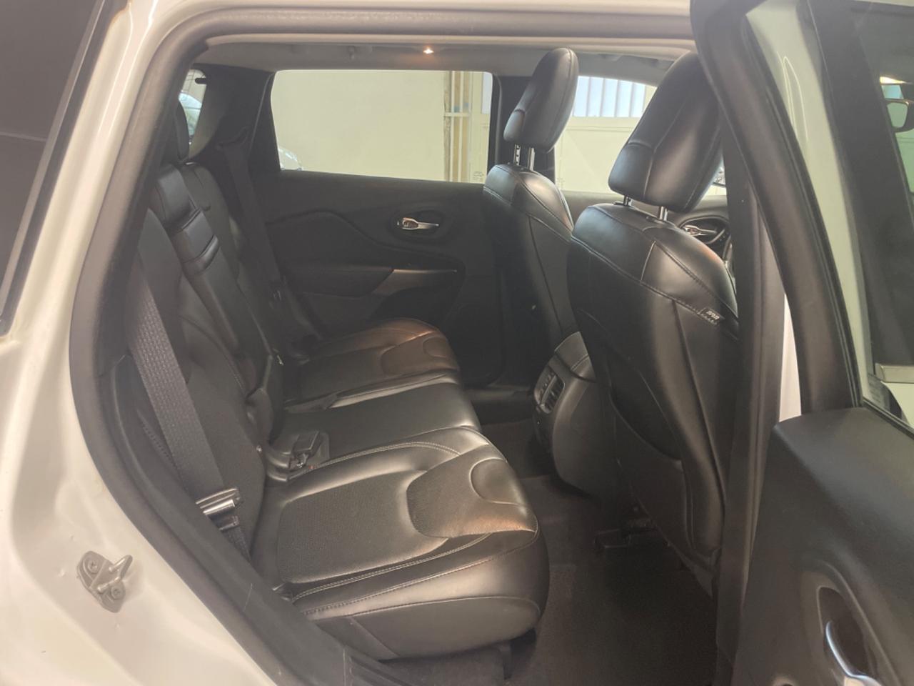 Jeep Cherokee 2.2 Mjt AWD Active Drive II Overland TETTO