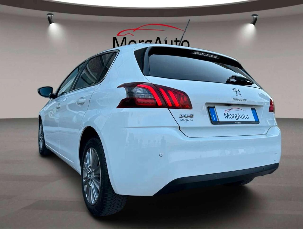 Peugeot 308 Berlina 5p. 1.5 bluehdi 131CV Allure
