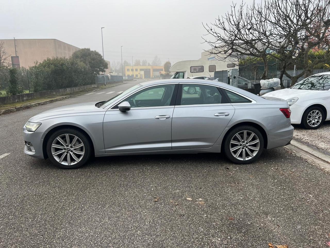 Audi A6 40 2.0 TDI S tronic Business Design