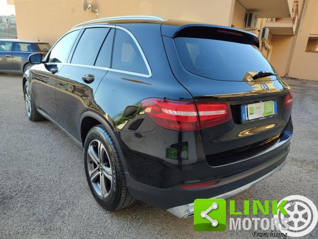 MERCEDES-BENZ GLC 220 d 4Matic Business