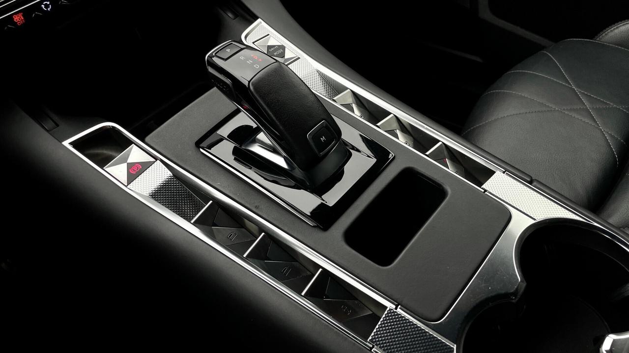 DS7 CROSSBACK 1.5 RIVOLI 130CV - VIRTUAL COCKPIT, PELLE, TETTO, NEOPATENTATI