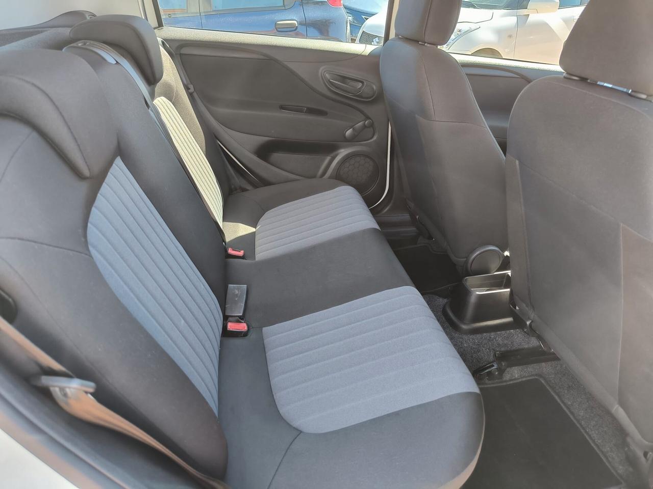 Fiat Punto 1.3 MJT II S&S 95 CV 5 porte Street