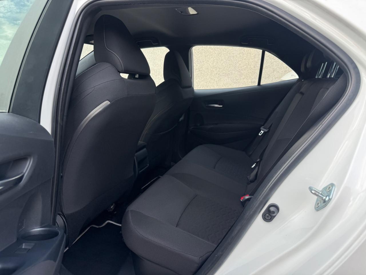 Toyota Corolla 1.8h Active cvt