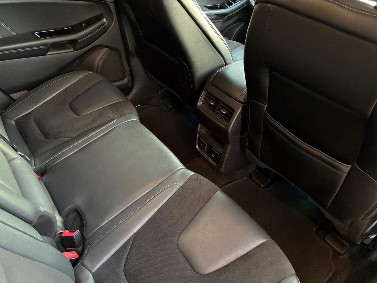 Ford Edge 2.0 TDCI 210 CV AWD S&S Powershift ST Line