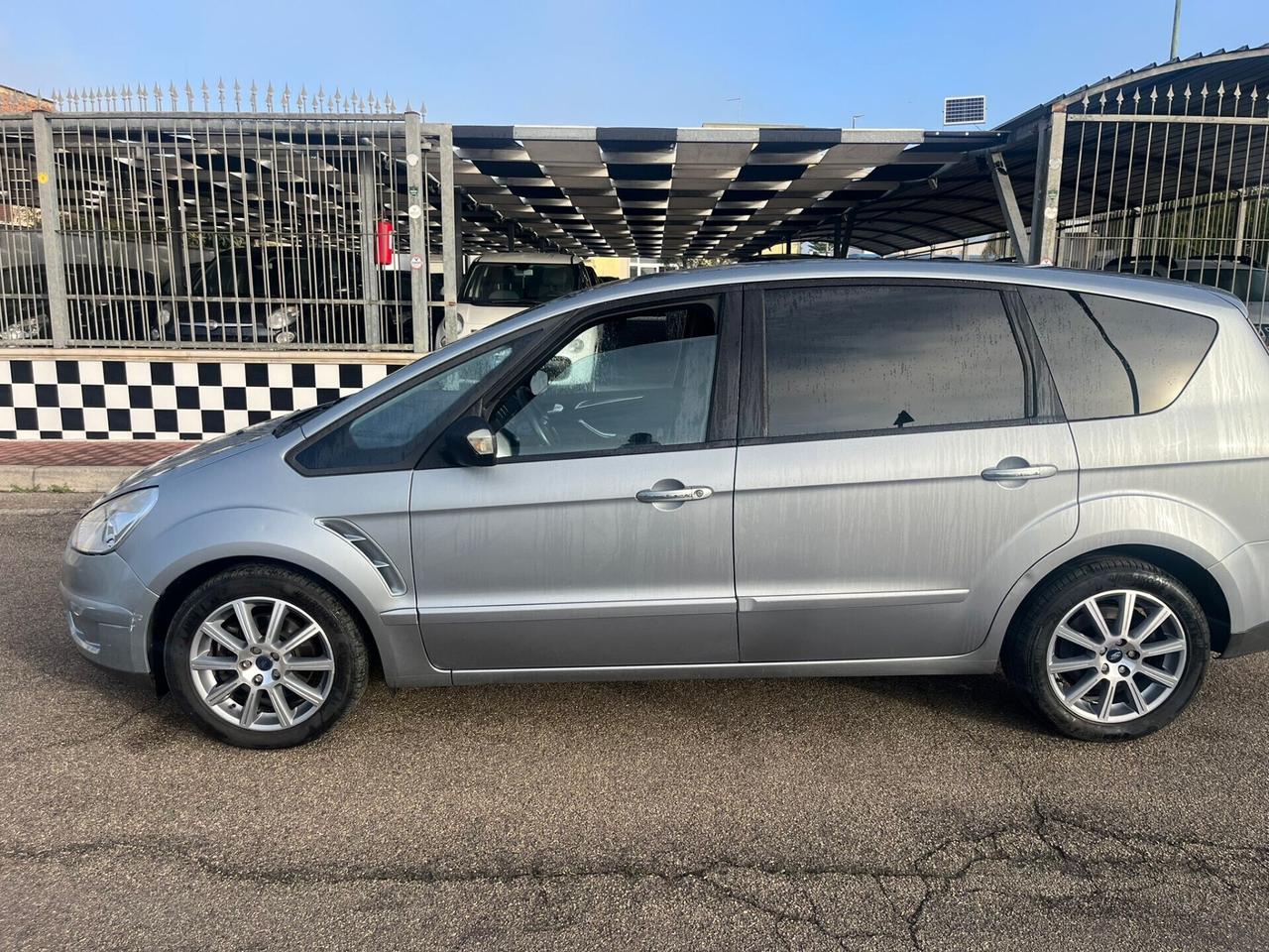 Ford S-Max 2.0 TDCi 140CV Titanium Unipro