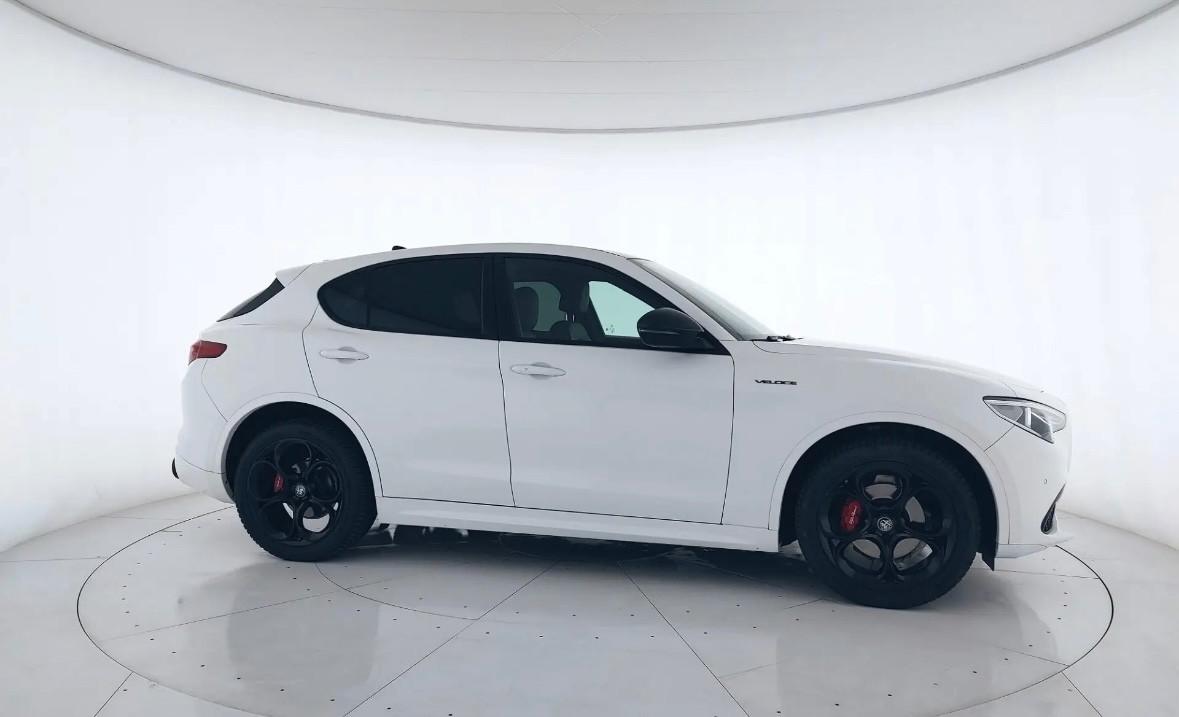 Alfa Romeo Stelvio 2.2 Turbodiesel 210 CV AT8 Q4 Veloce