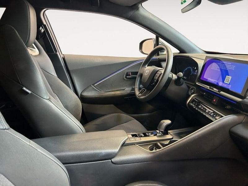 Toyota C-HR (2023-->) 1.8 HV Lounge