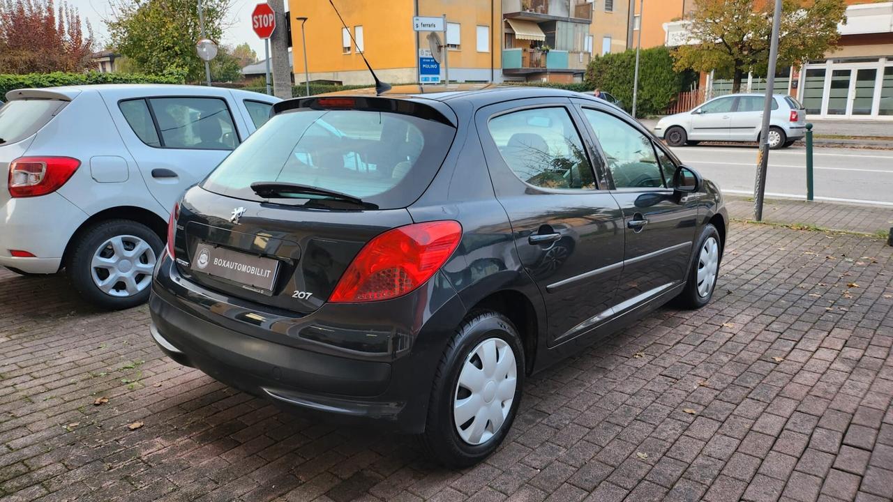 Peugeot 207 1.4 88CV 5p. XT