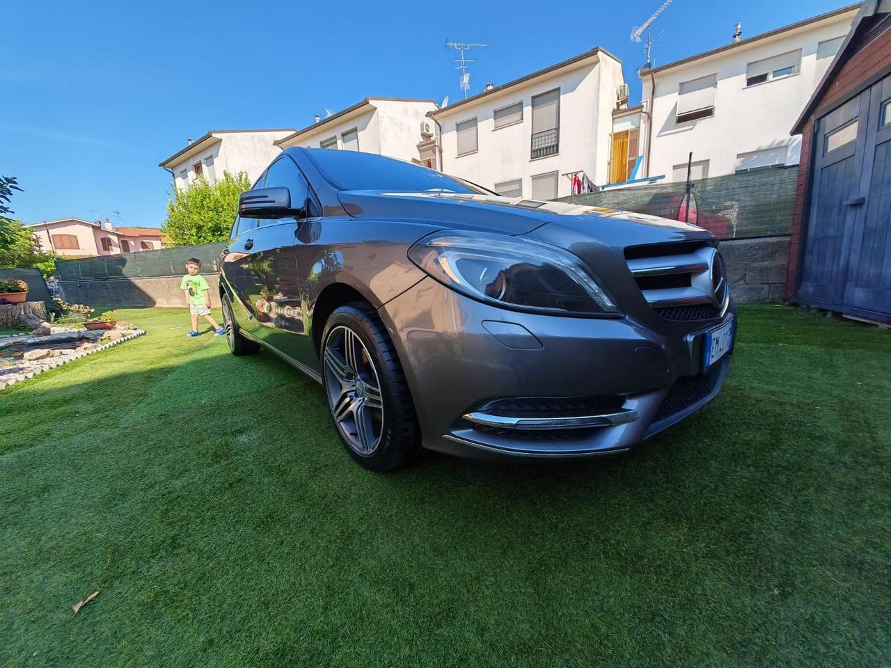 Mercedes-benz B 180 BlueEFFICIENCY Premium