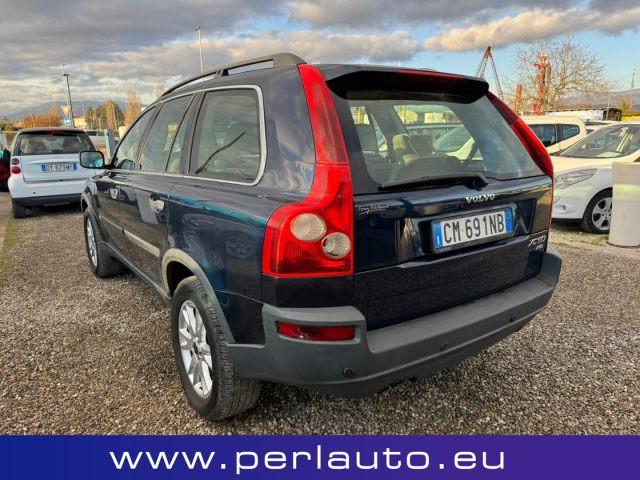 VOLVO XC90 2.4 D5 AWD 7 POSTI