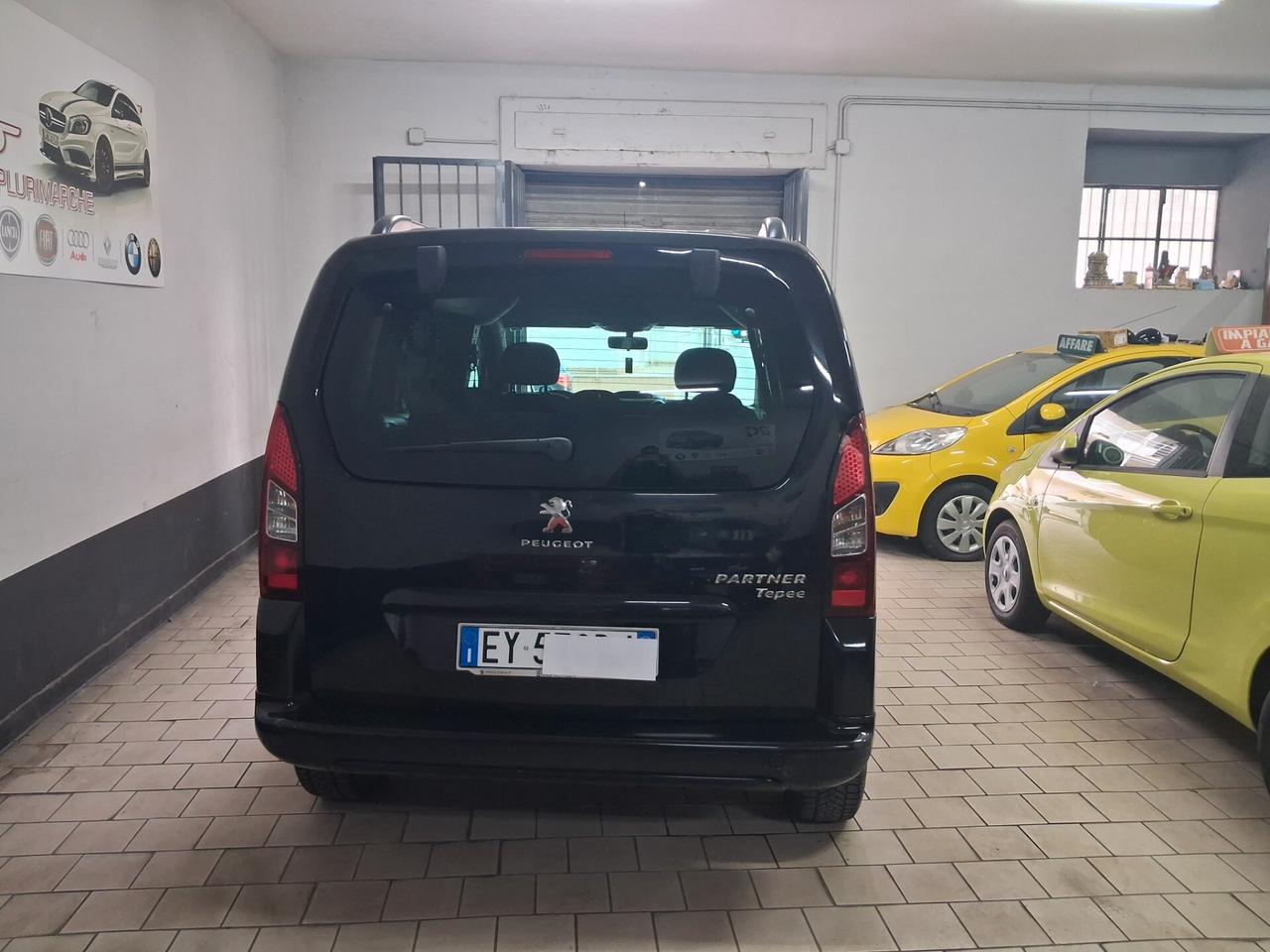 Peugeot Partner 5 posti 1.6 HDi Autocarro 2015