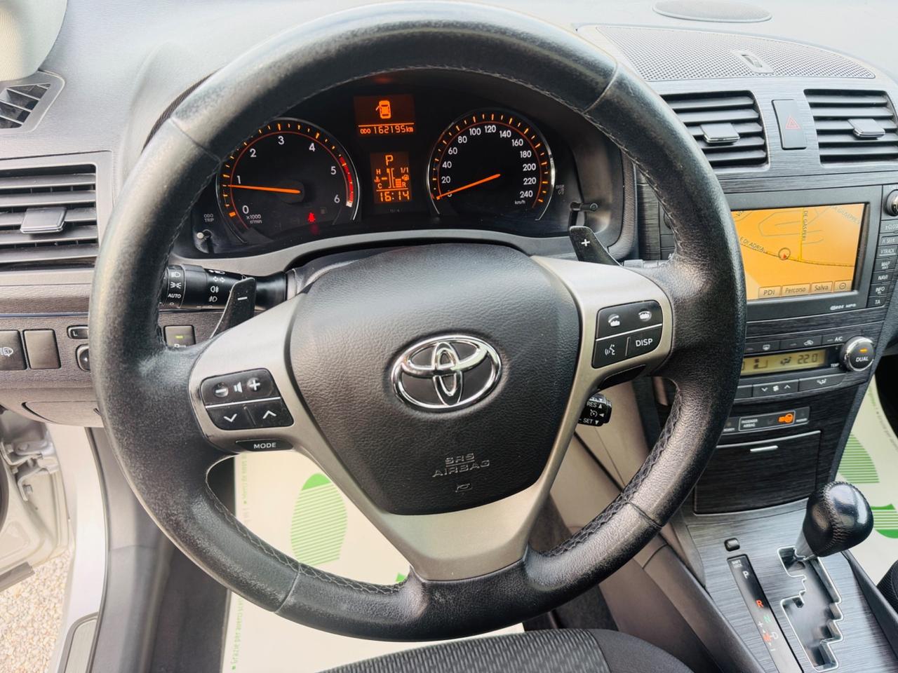 Toyota Avensis 2.2 D-Cat aut. Wagon Executive E5A