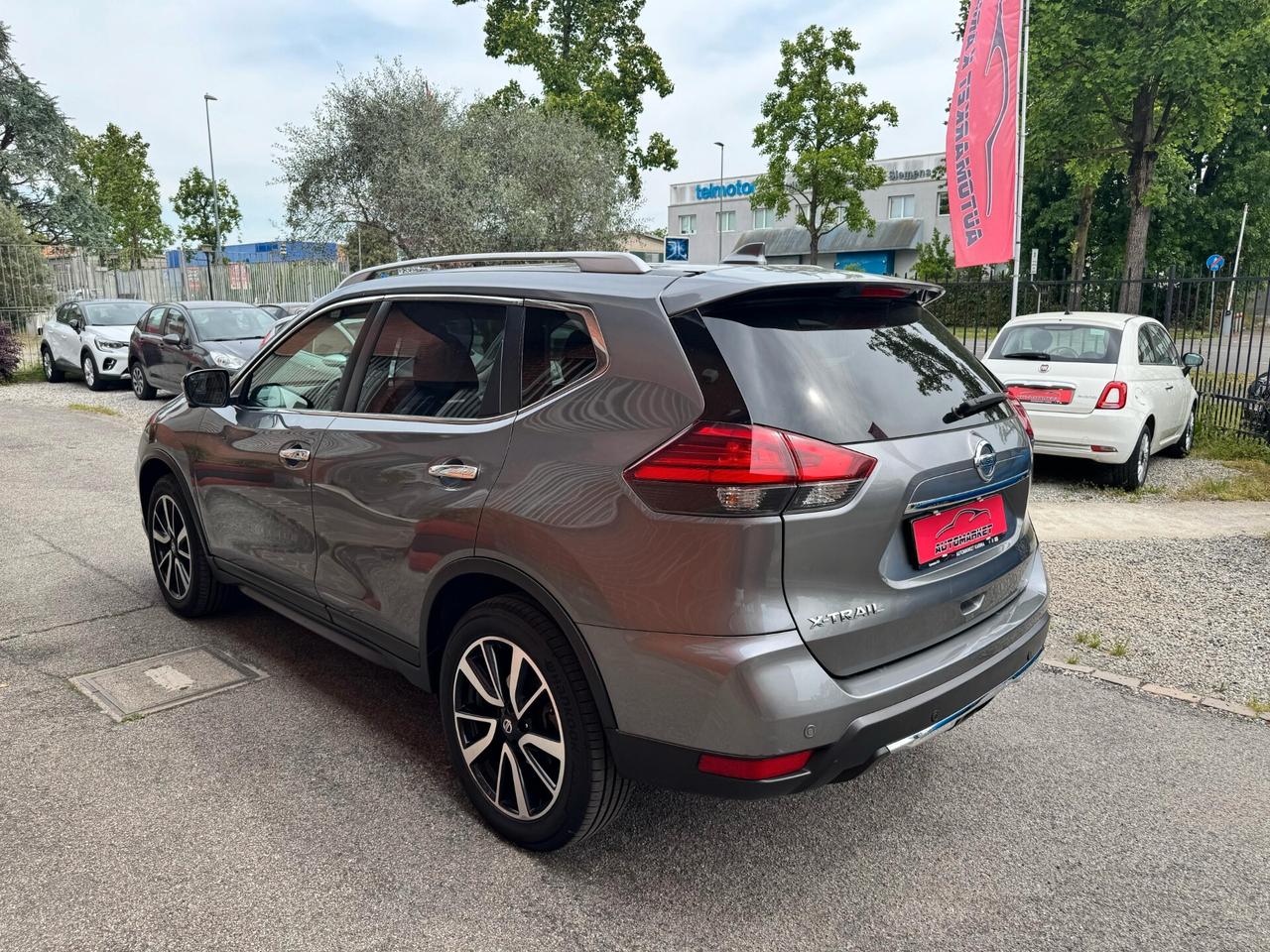 Nissan X-Trail 1.6 dci 131cv Tekna 2wd xtronic CAR TABLET