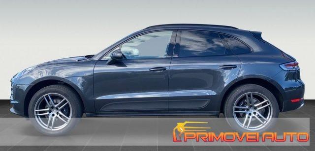 PORSCHE Macan 2.0