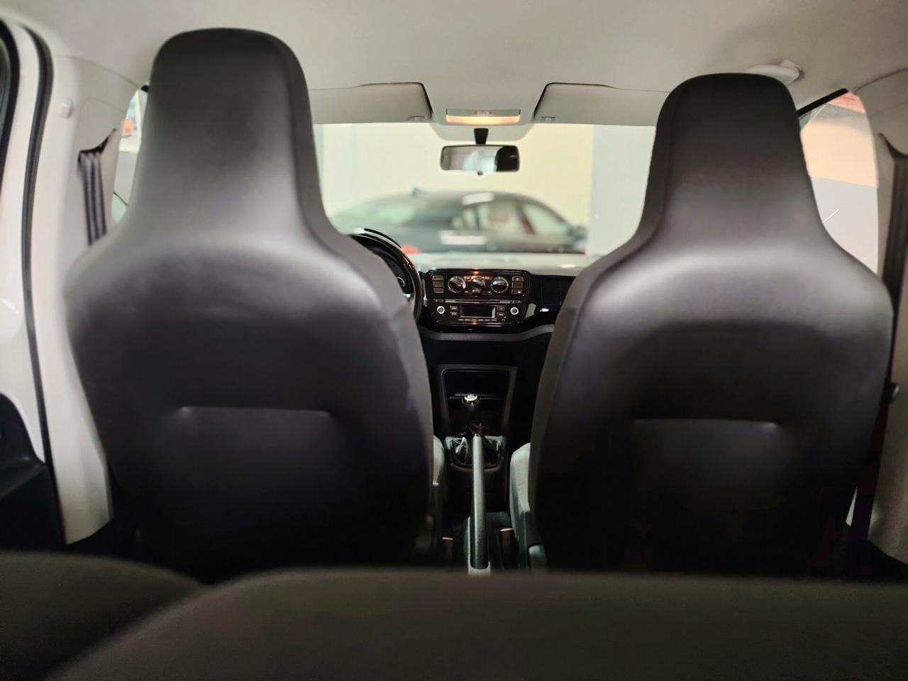 Volkswagen up! 1.0 75 CV 5p. high