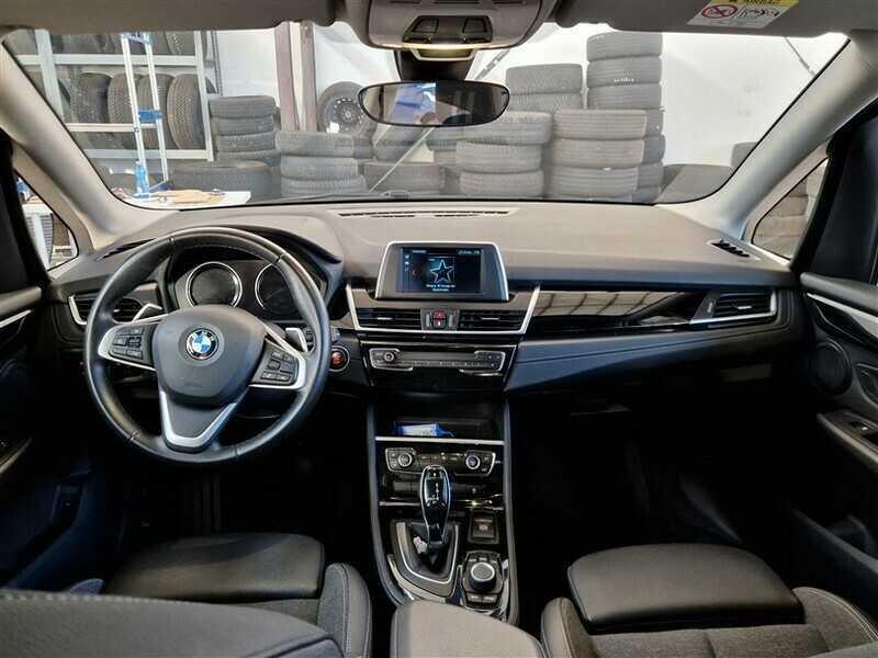 BMW 218 ACTIVE TOURER Sport Autom.