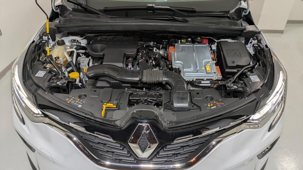 RENAULT CAPTUR FULL HYBRID OK NEOPATENTATI 2022