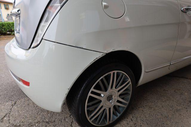 LANCIA Ypsilon 1.3 MJT 90CV Platino Automatica per NEOPATENTATI