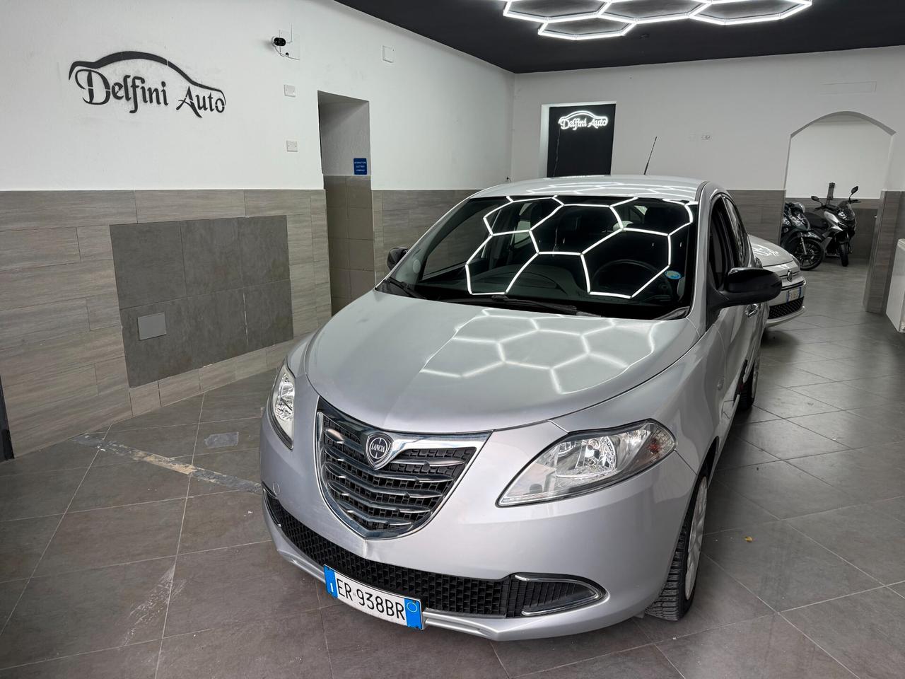 Lancia Ypsilon 1.2 69 CV 5 porte GPL Ecochic Platinum