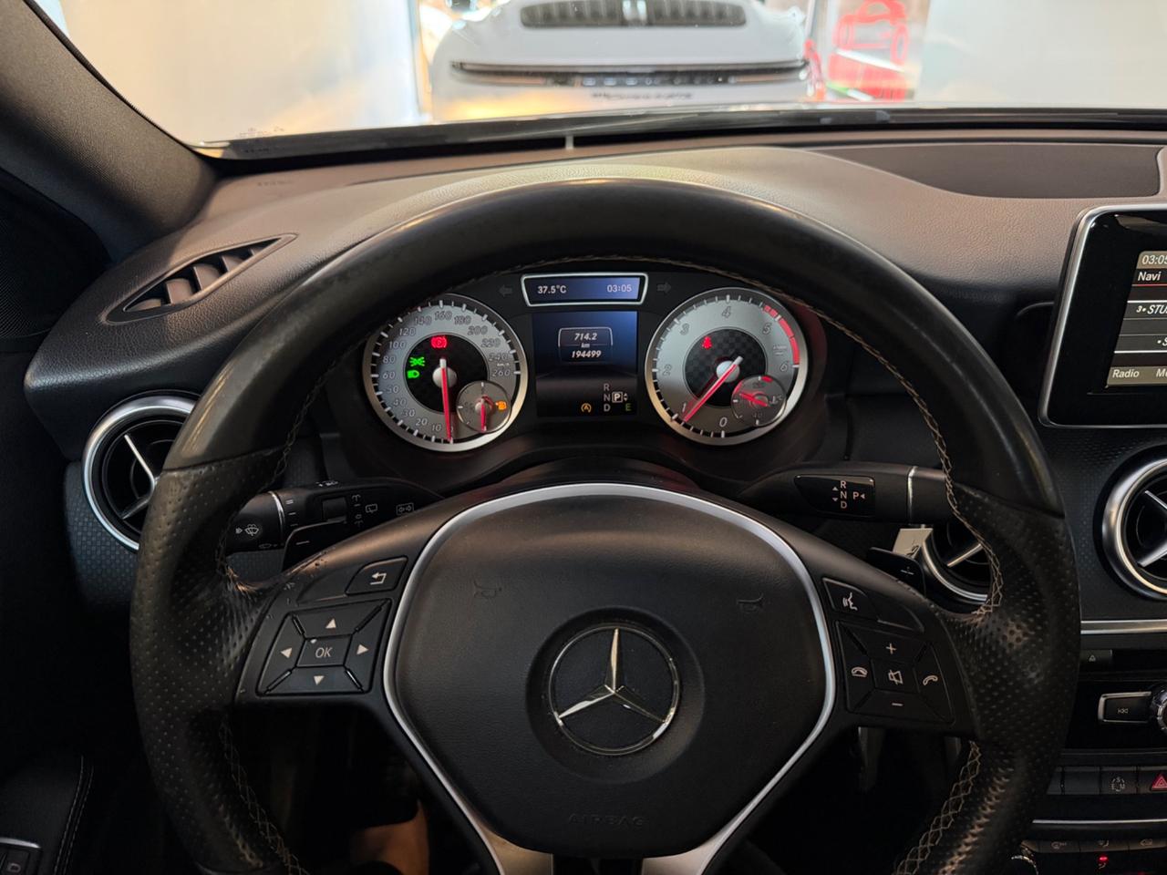 MERCEDES CLASSE A (W176) ('12'-'18') A 180 CDI AUTOMATIC DARK NIGHT EDITION (80 KW) Valore di listino: € 33534