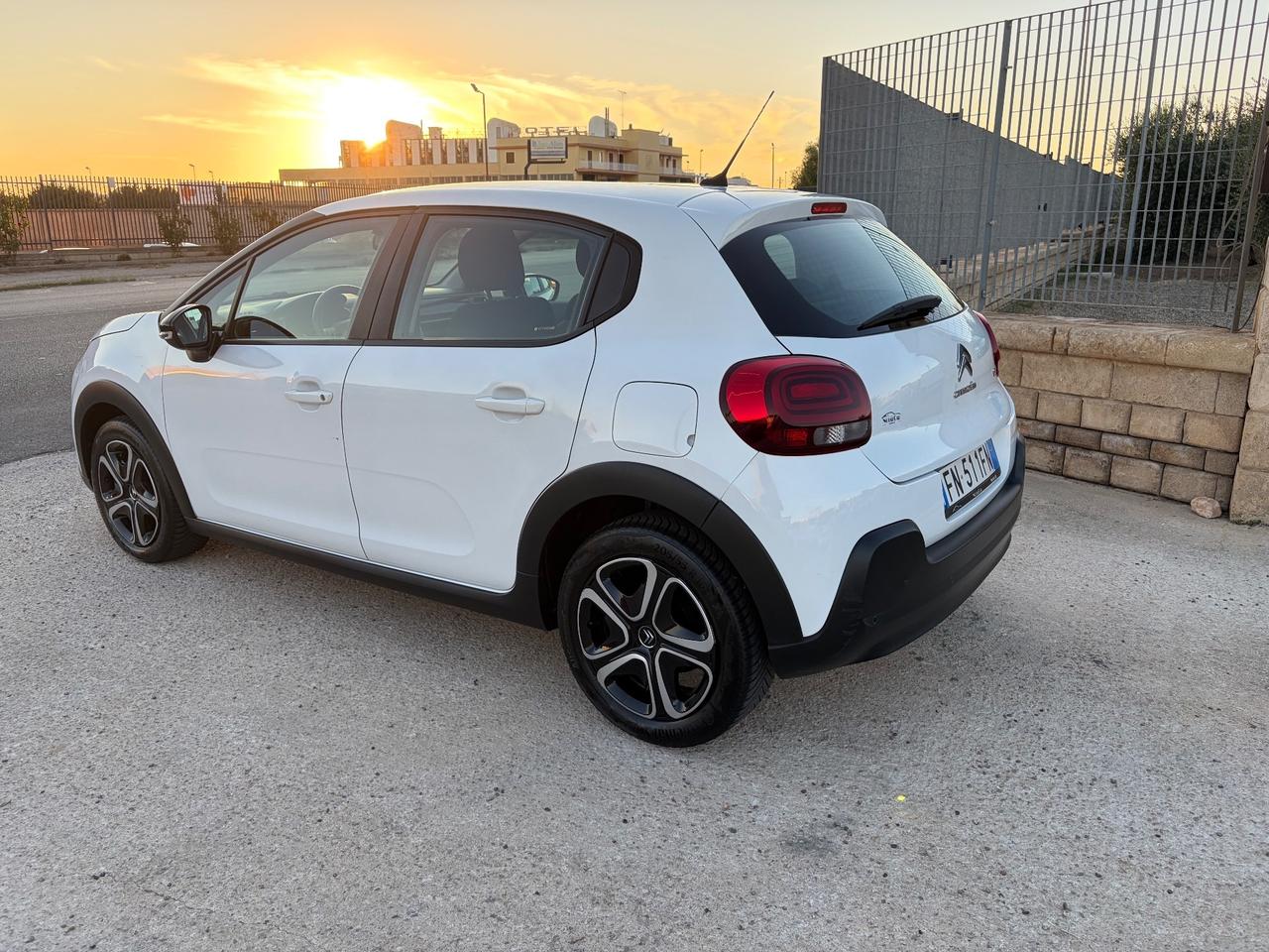 Citroen C3 PureTech 82 GPL Shine