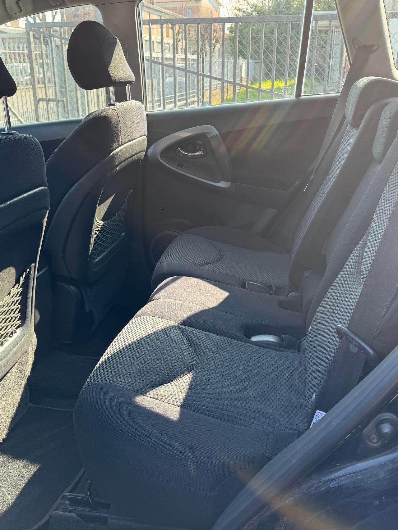 Toyota RAV 4 RAV4 2.2 D-4D 136 CV DPF Luxury