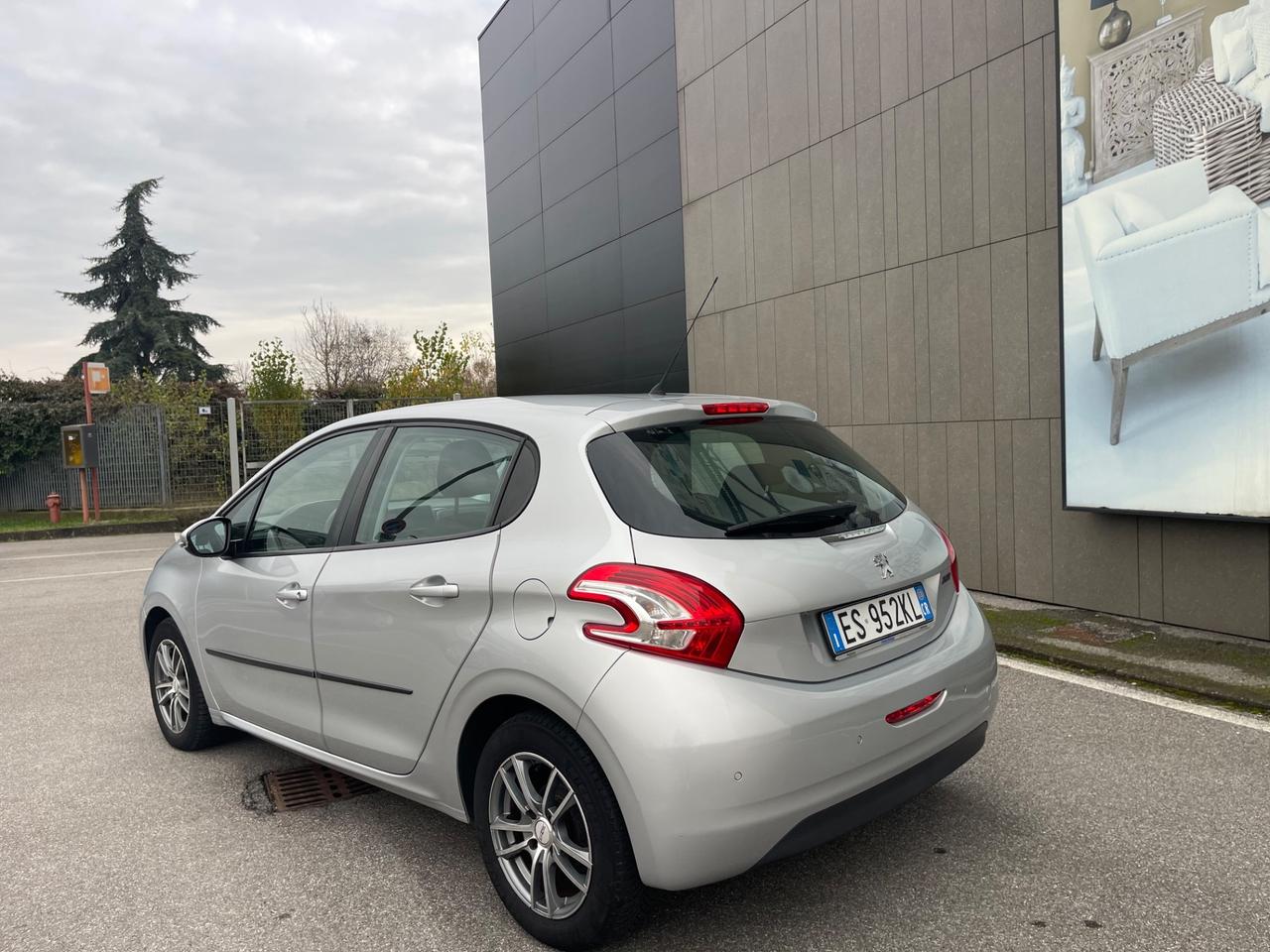 Peugeot 208 1.2 VTi 82 CV 5 porte Active