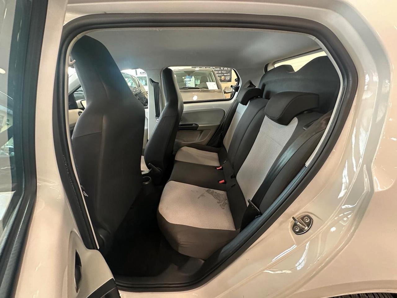 Seat Mii 1.0 GPL 68 CV 5 porte Chic Ecofuel