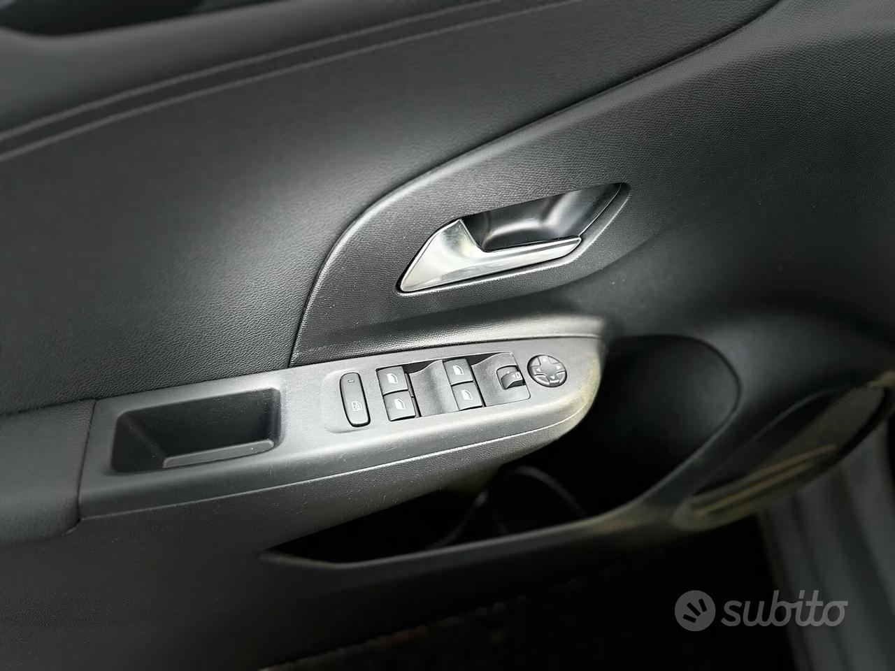 Opel Corsa 1.2 GS con GPL