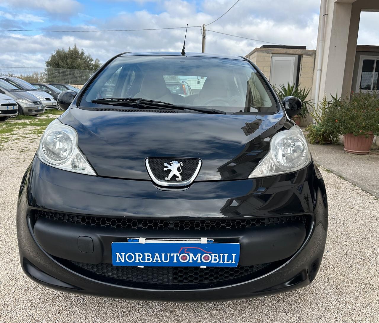 Peugeot 107 1.0 68CV 5p. Sweet Years