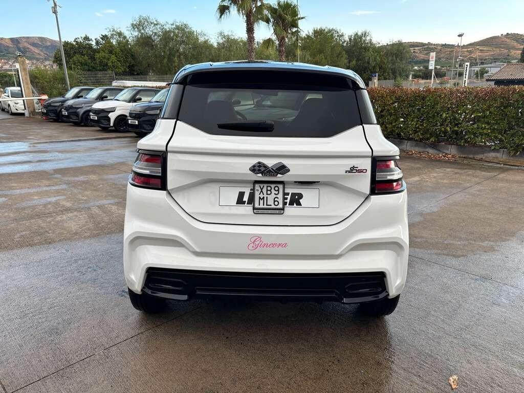 Ligier JS50 DCI L6 Select 2025 / KM 3.000 Tua a solo 129 Euro al mese