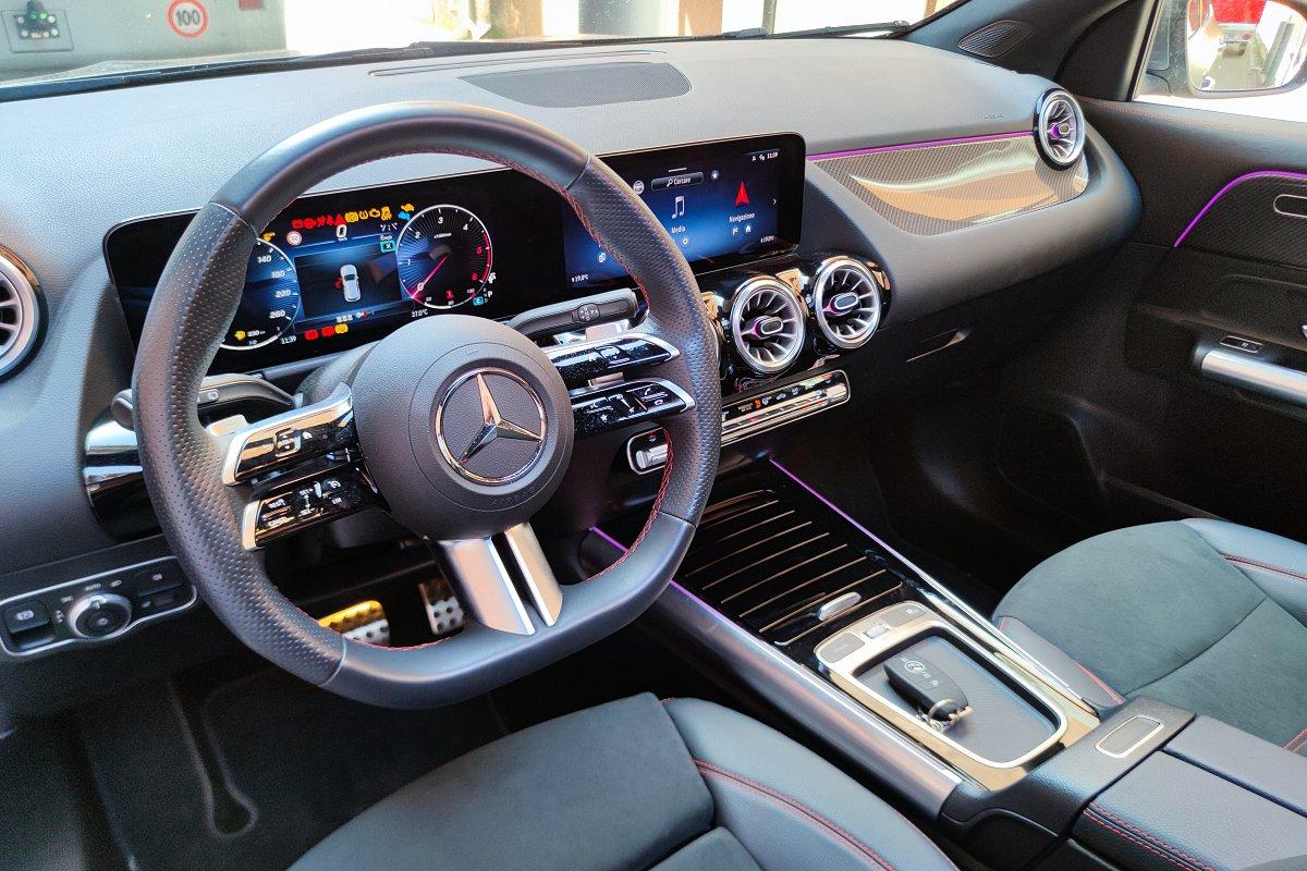 MERCEDES GLA 180 d Automatic AMG Line Premium