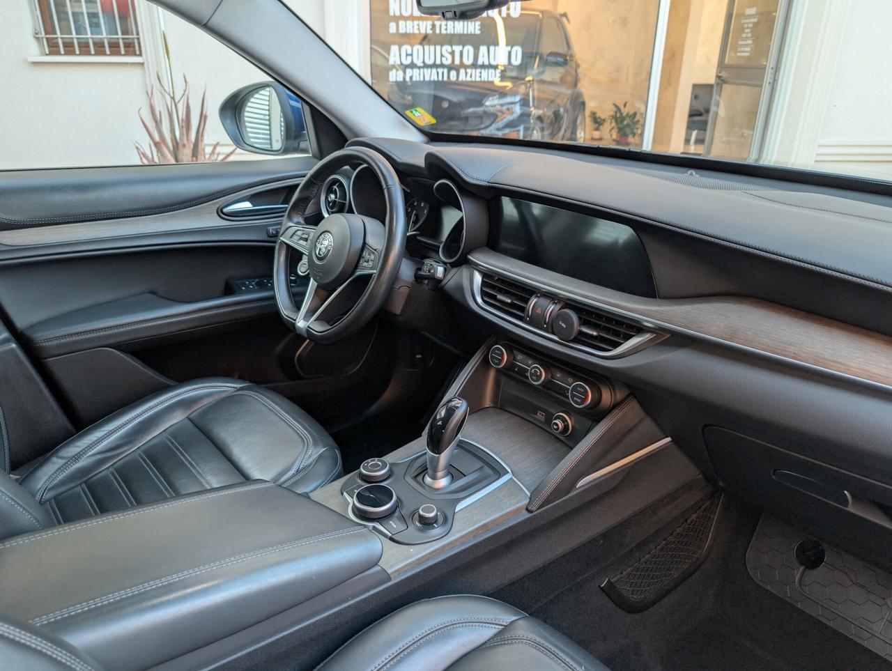 Alfa Romeo Stelvio 2.0 Turbo 280CV AT8 Q4