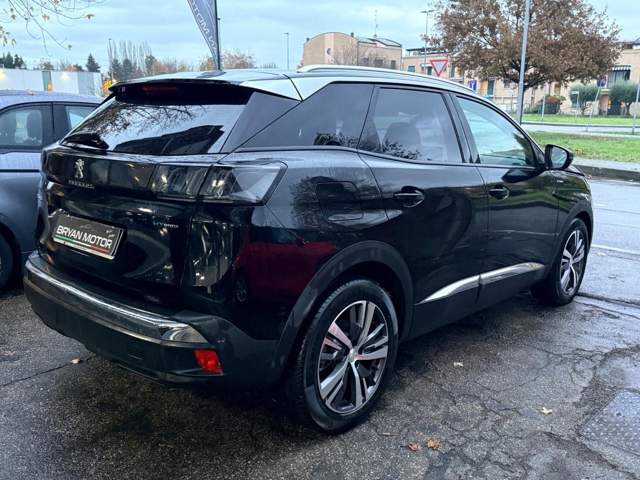 Peugeot 3008 Hybrid 225 e-EAT8 Allure