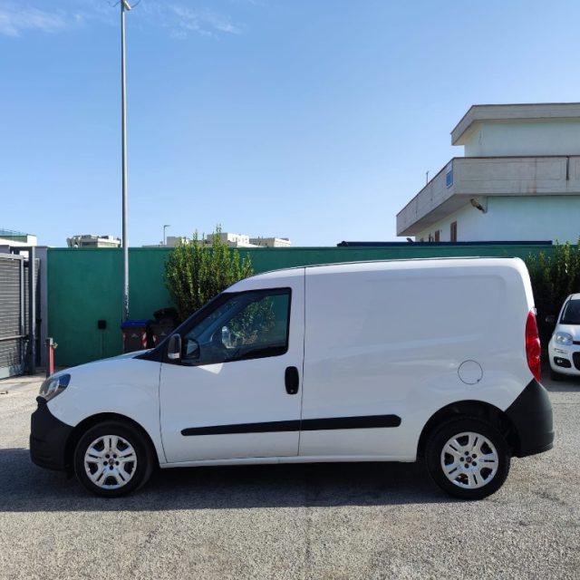 FIAT DOBLO' 1.6 M-JET 105CV FURGONE 3 POSTI