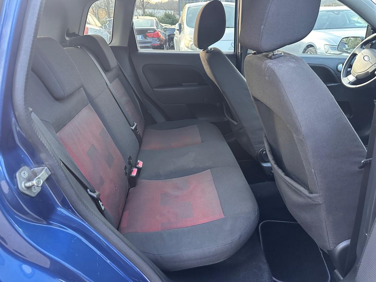 Ford Fiesta 1.2 16V 5p. Ghia