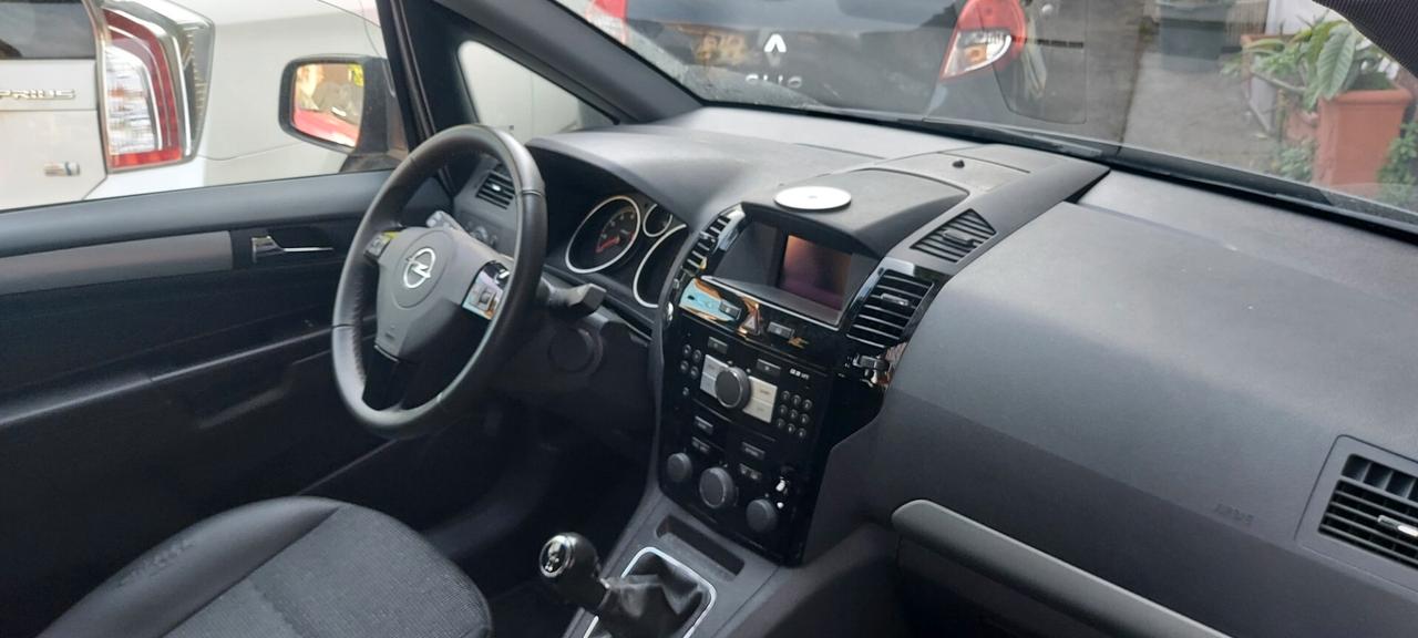 Opel Zafira 1.6 16V ecoM 94CV Cosmo