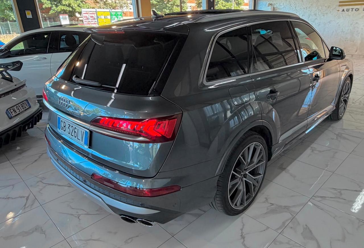 Audi SQ7 IVA ESPOSTA+GANCIO TRAINO+7 POSTI