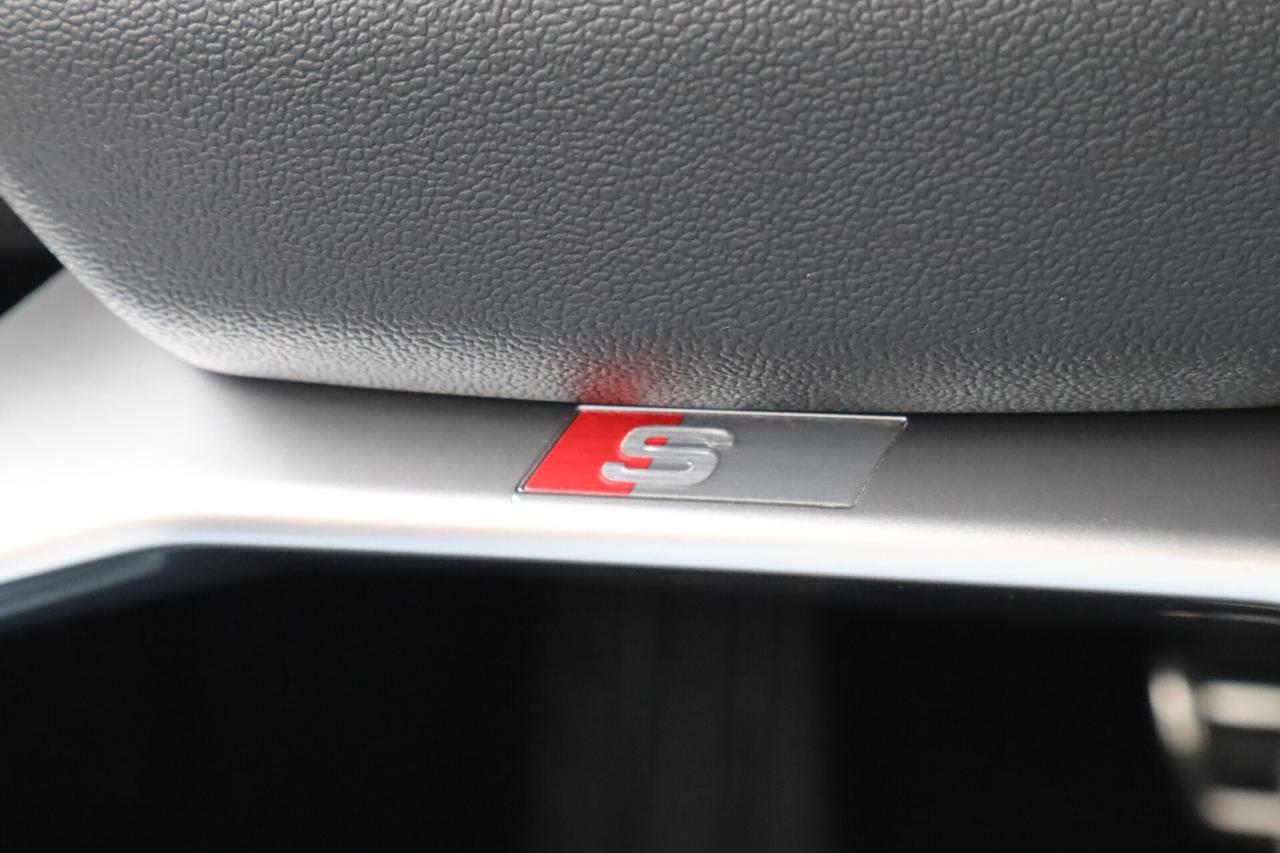 Audi Q4 Etron 50 QUATTRO 300CV S-LINE MATRIX POMPA DI CALORE SONOS