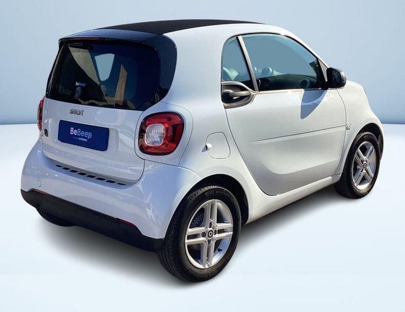 smart fortwo EQ PULSE 4,6KW