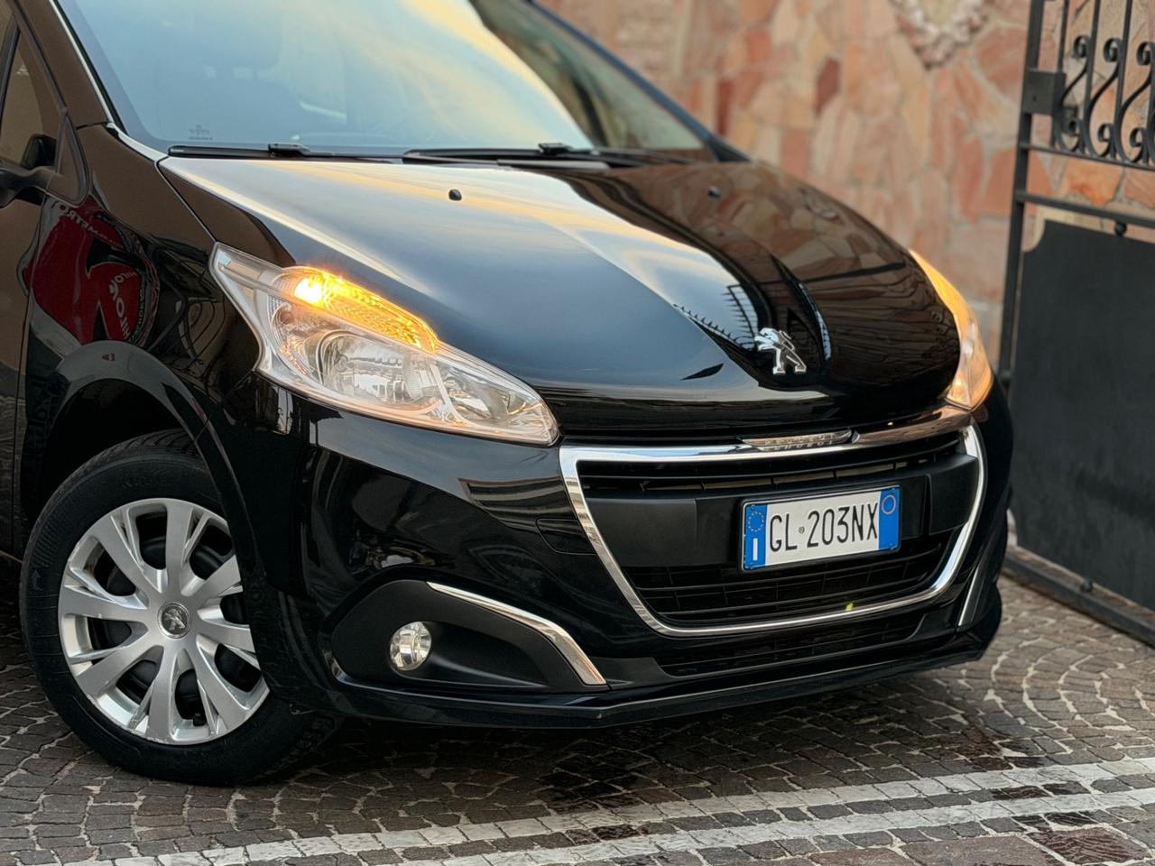 Peugeot 208 BlueHDI 75 CV Allure
