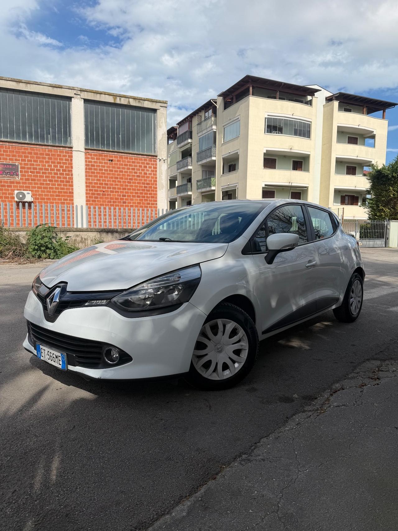 Renault Clio 1.5 dCi 8V 75CV 5 porte Wave