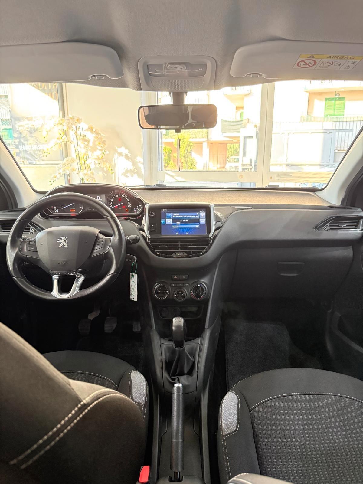Peugeot 208 BlueHDi 75 5 porte Allure