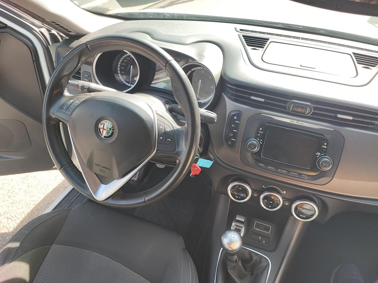 Alfa Romeo Giulietta 1.6 JTDm-2 120 CV Exclusive