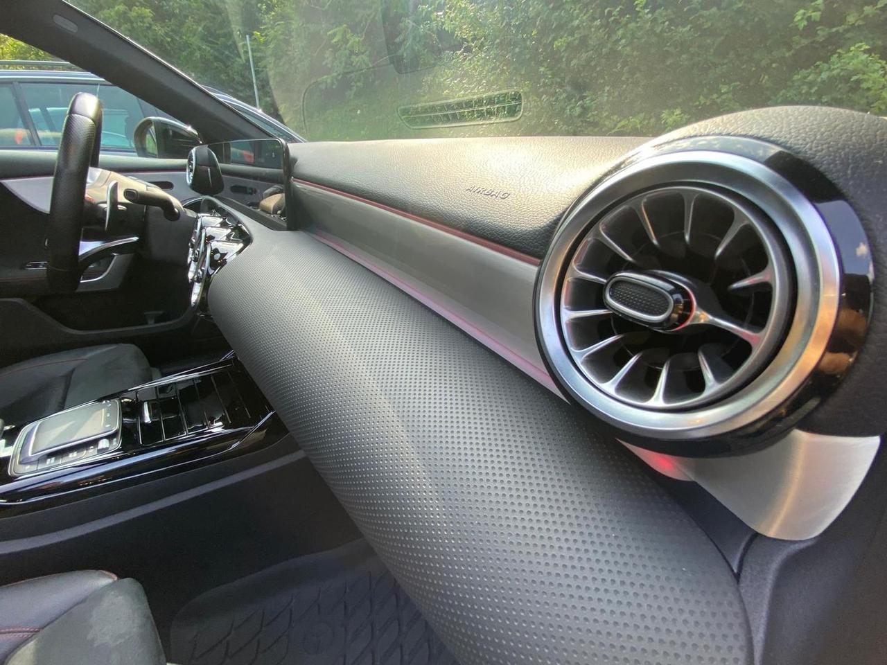 Mercedes-Benz A 35 AMG Premium Plus #6133
