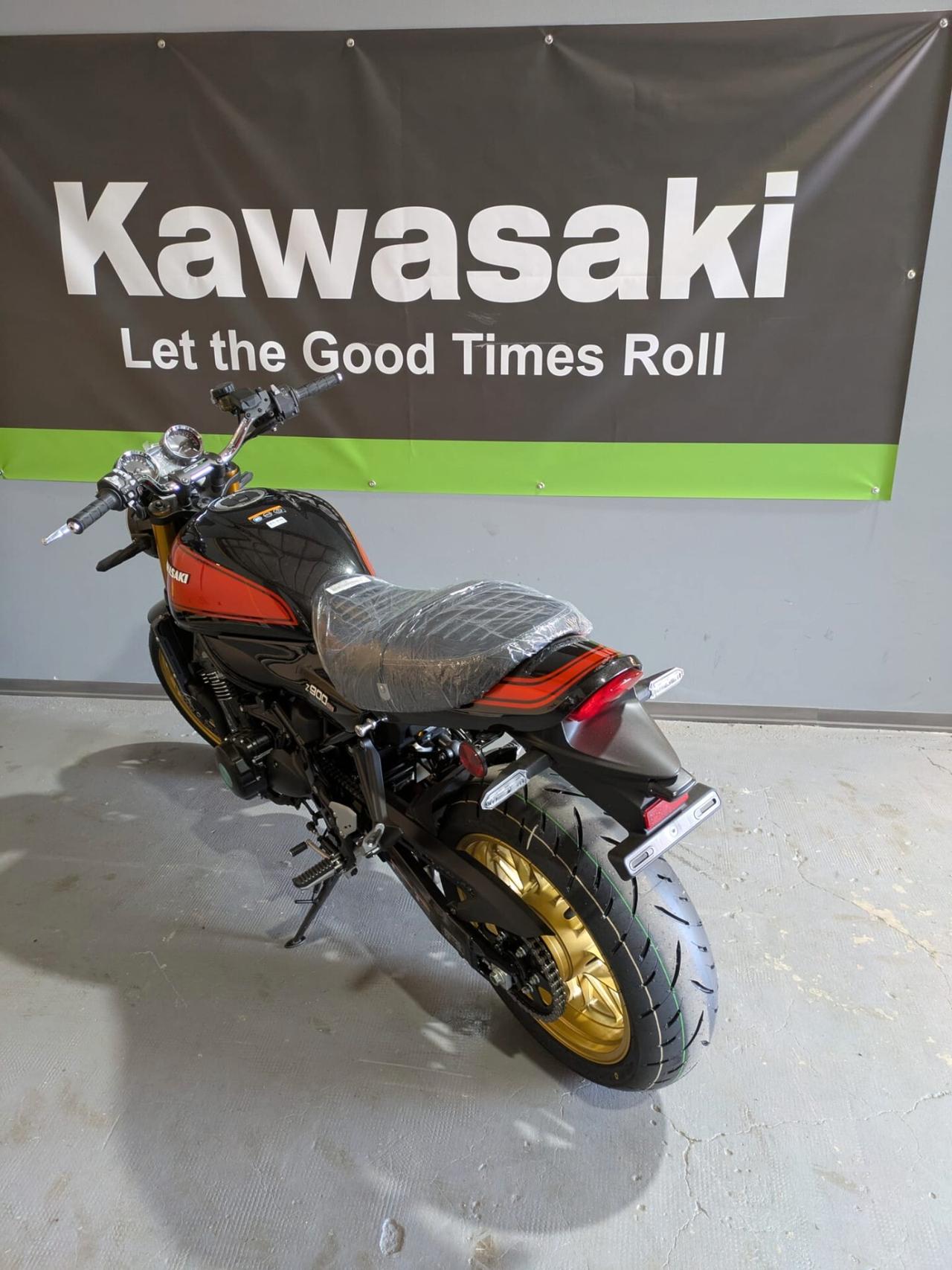 Kawasaki Z 900 RS se