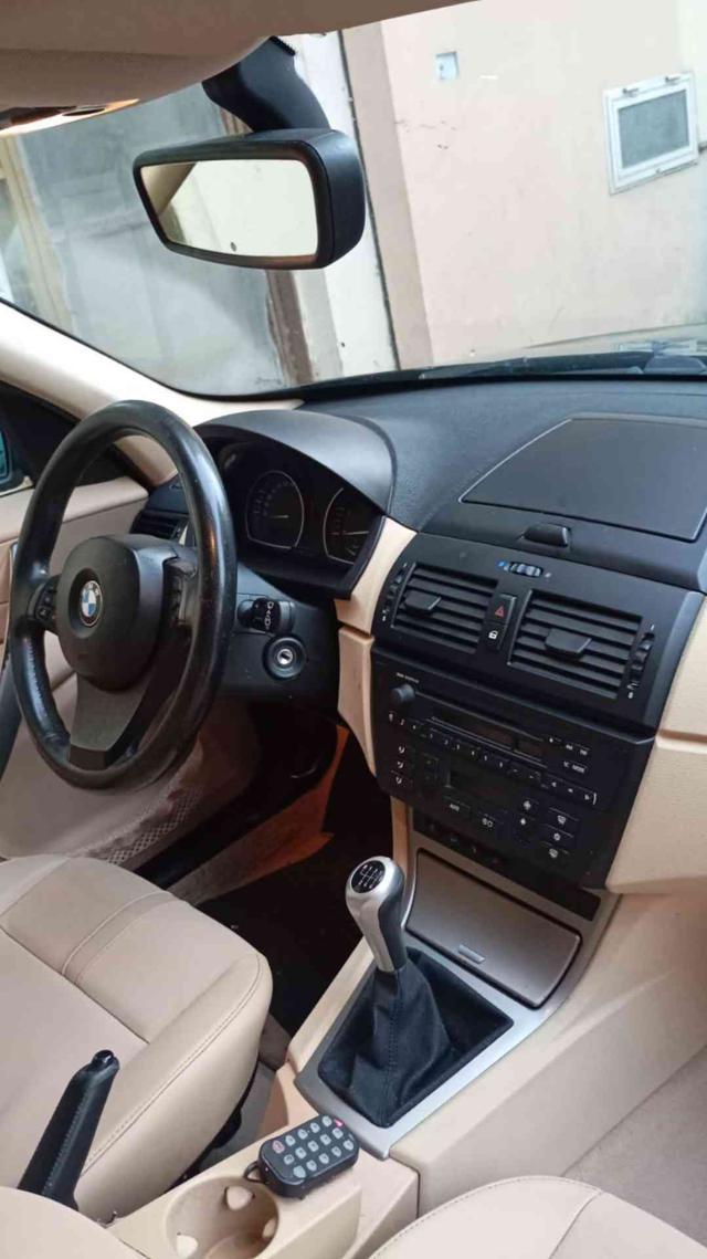BMW X3 2.0d cat Futura
