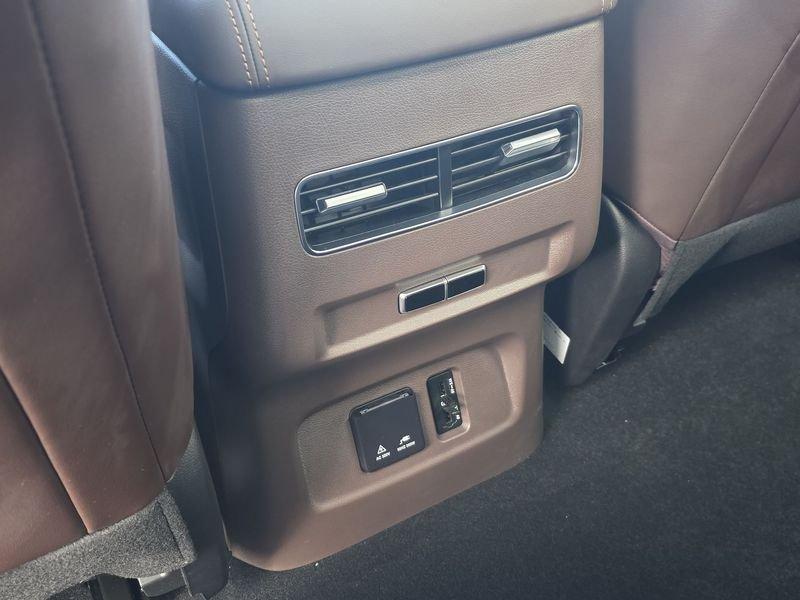 Foton Tunland V9 Tunland V9 2.0 vgt turbo 48V Ultra 8at