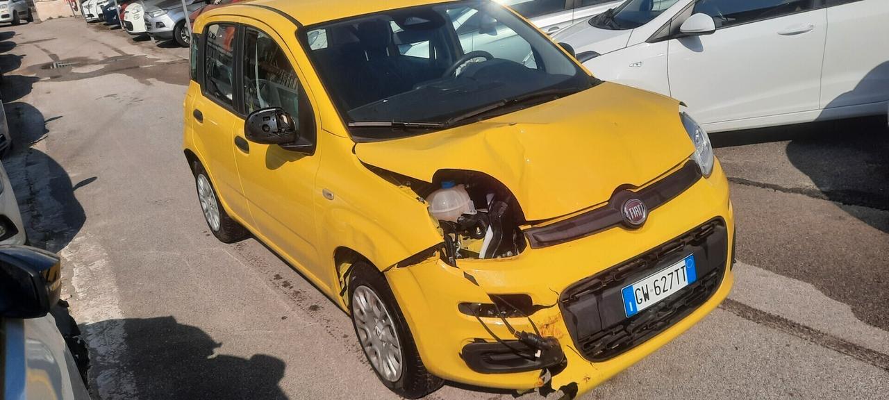 Fiat Panda 1.0 FireFly S&S Hybrid 2025